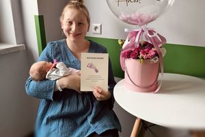 Nowa mama z dzieckiem.