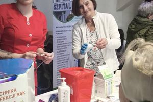 Pracownicy medyczni w klinice.