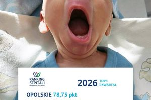 Noworodek ziewający.